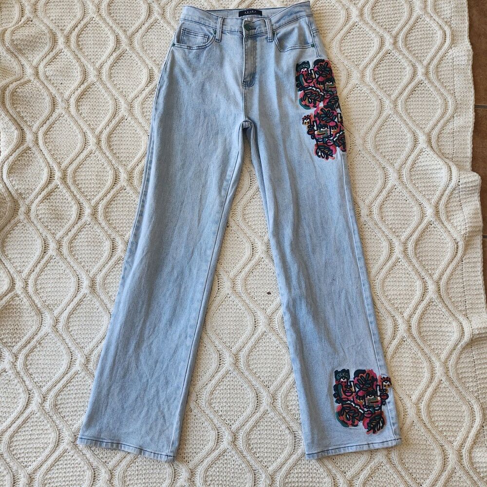 AKIRA Hidden Faces Embroidery Detailed Straight Leg Jeans Size 5 - Picture 3 of 12